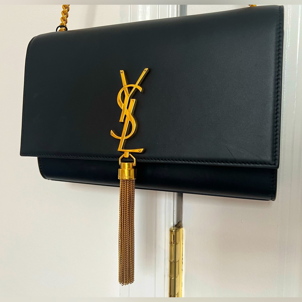 Kate Tassel Medium